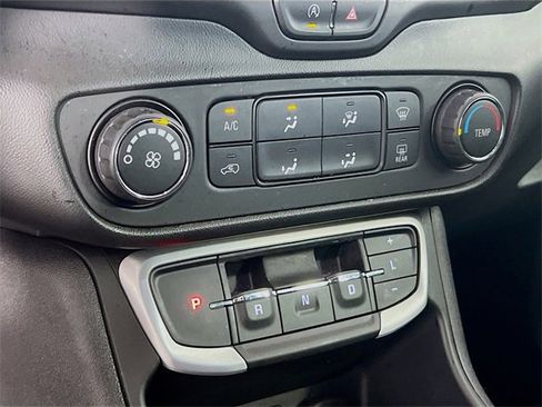 Used 2022 GMC Terrain SLE w/ LPO, Floor Liner Package image 14