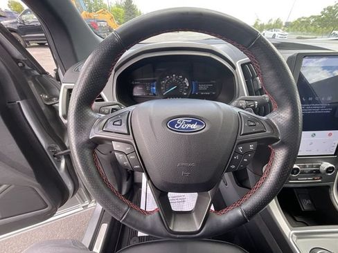 Certified 2022 Ford Edge ST-Line w/ Class II Trailer Tow Package AWD/4WD image 15