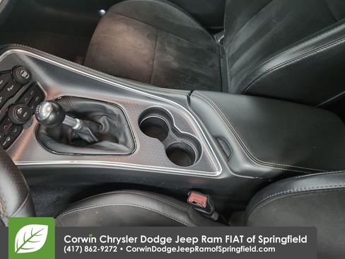 Used 2016 Dodge Challenger R/T Scat Pack w/ Leather Interior Group RWD image 28