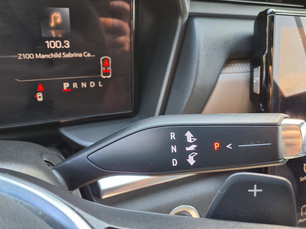 Used 2025 GMC Terrain Elevation AWD/4WD image 12