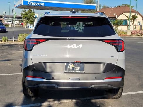 New 2026 Kia Sportage EX w/ EX Panoramic Sunroof Package image 5