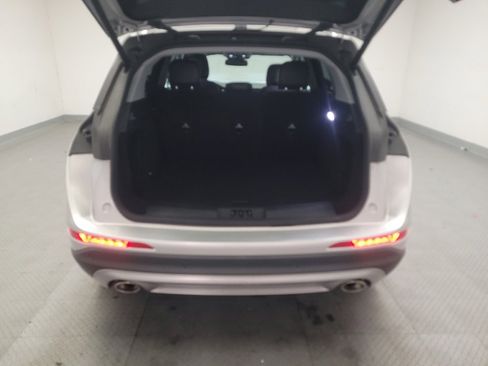 Used 2020 Lincoln Corsair FWD w/ Premium Package image 29