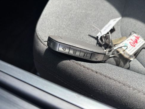 Used 2025 Kia K4 FWD image 21