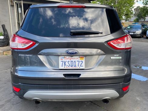 Used 2015 Ford Escape SE FWD image 6