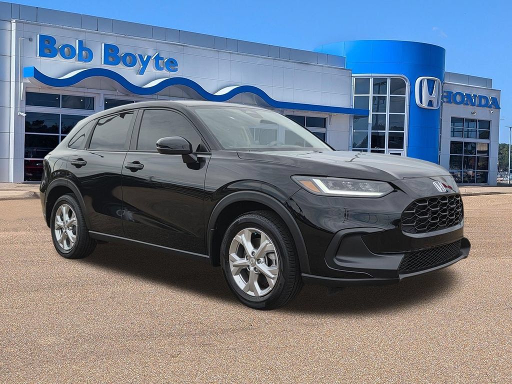 Used 2024 Honda HR-V LX image 3