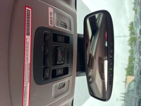Used 2023 Toyota Camry XSE w/ Navigation Package AWD/4WD image 29