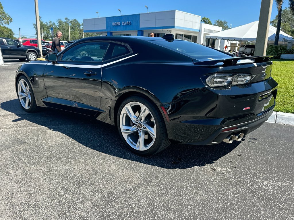 Used 2022 Chevrolet Camaro SS RWD image 7
