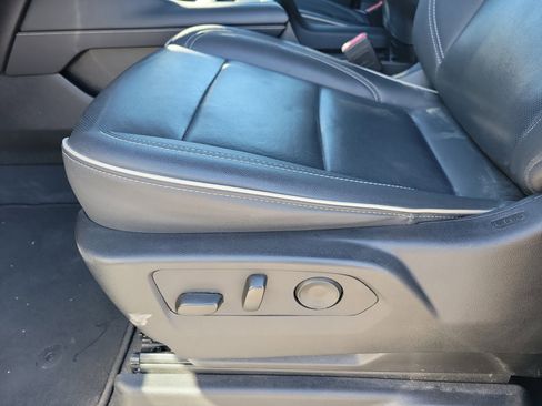 Used 2024 Chevrolet Tahoe Premier image 5