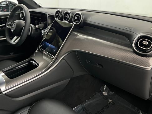 New 2026 Mercedes-Benz GLC 300 4MATIC image 24