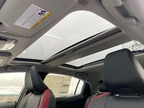 New 2026 Toyota Prius Plug-In Hybrid FWD image 17
