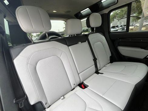New 2025 Land Rover Defender 110 V8 AWD/4WD image 20
