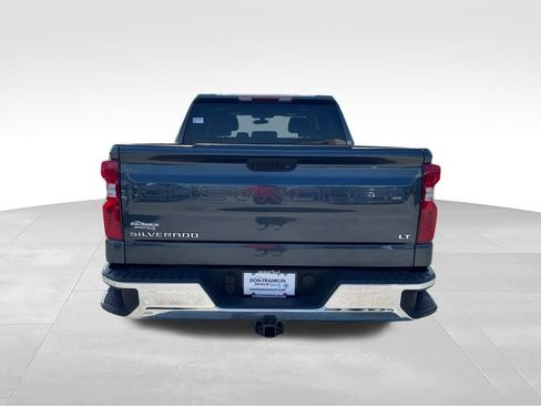 Used 2022 Chevrolet Silverado 1500 LT AWD/4WD image 4