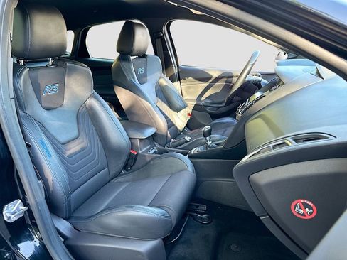 Used 2016 Ford Focus RS image 28