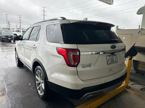 Used 2016 Ford Explorer Limited FWD image 3