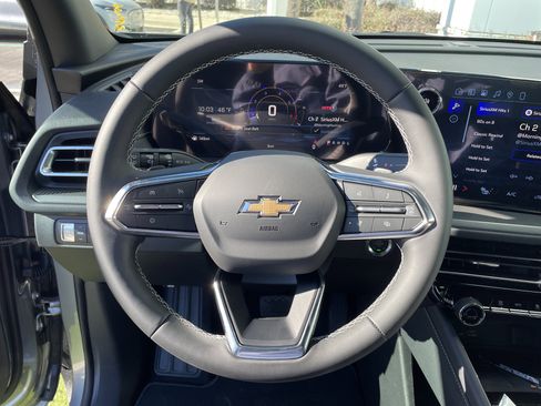 New 2026 Chevrolet Traverse LT image 15