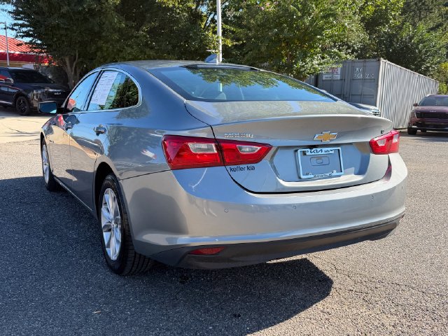 Used 2025 Chevrolet Malibu LT FWD image 3