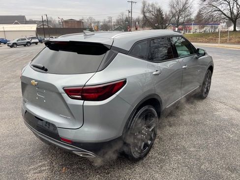 Used 2023 Chevrolet Blazer Premier image 5