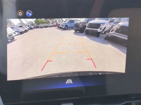 New 2026 Chevrolet Equinox ACTIV FWD image 19