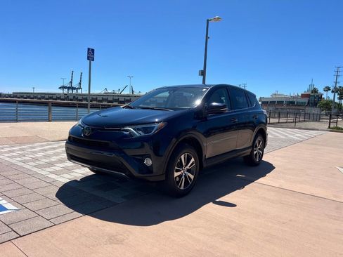 Used 2018 Toyota RAV4 XLE w/ Carpet Mat Package image 1