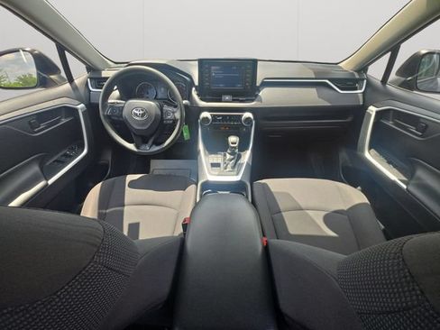 Used 2019 Toyota RAV4 LE w/ All Weather Liner Package AWD/4WD image 18