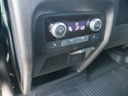Used 2024 GMC Acadia AT4 w/ Luxury Package AWD/4WD image 13