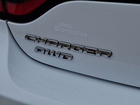 Used 2017 Dodge Charger SXT w/ AWD Plus Group image 31