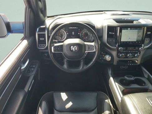 Used 2024 RAM 1500 Laramie AWD/4WD image 21