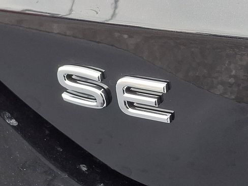 New 2026 Volkswagen Tiguan SE AWD/4WD image 12