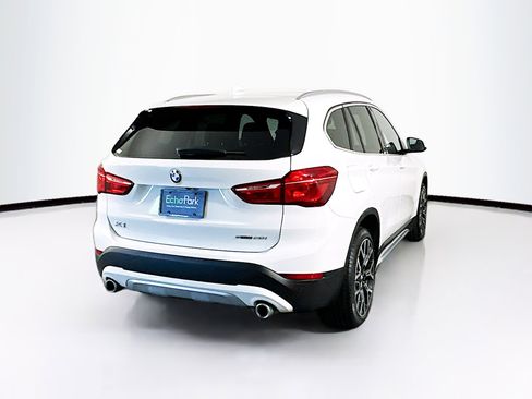 Used 2022 BMW X1 sDrive28i w/ Convenience Package image 9