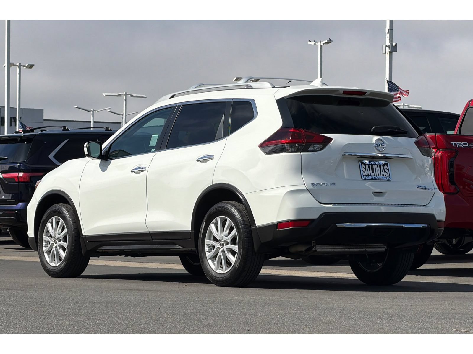 Used 2020 Nissan Rogue S w/ Special Edition Package AWD/4WD image 6