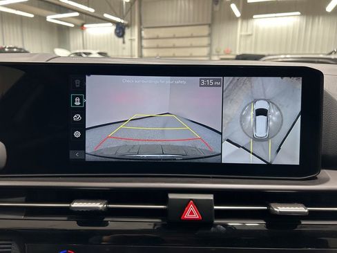 New 2026 Kia Sportage SX image 18