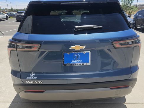 Used 2026 Chevrolet Equinox LT w/ Convenience Package II FWD image 6