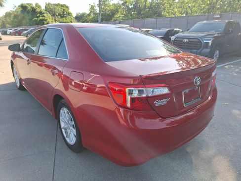 Used 2012 Toyota Camry LE FWD image 4