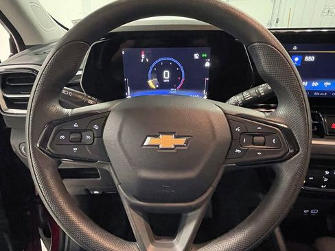 Used 2024 Chevrolet TrailBlazer LT w/ Driver Confidence Package AWD/4WD image 33