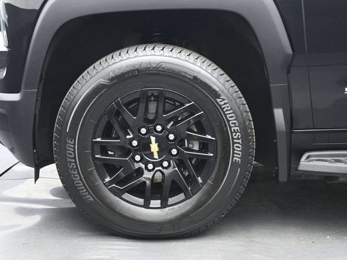Used 2024 Chevrolet Silverado EV W/T AWD/4WD image 16