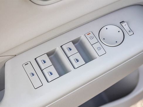 New 2026 Hyundai Kona SEL Premium image 27