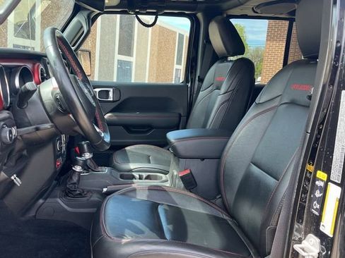 Used 2023 Jeep Wrangler Unlimited Rubicon image 18