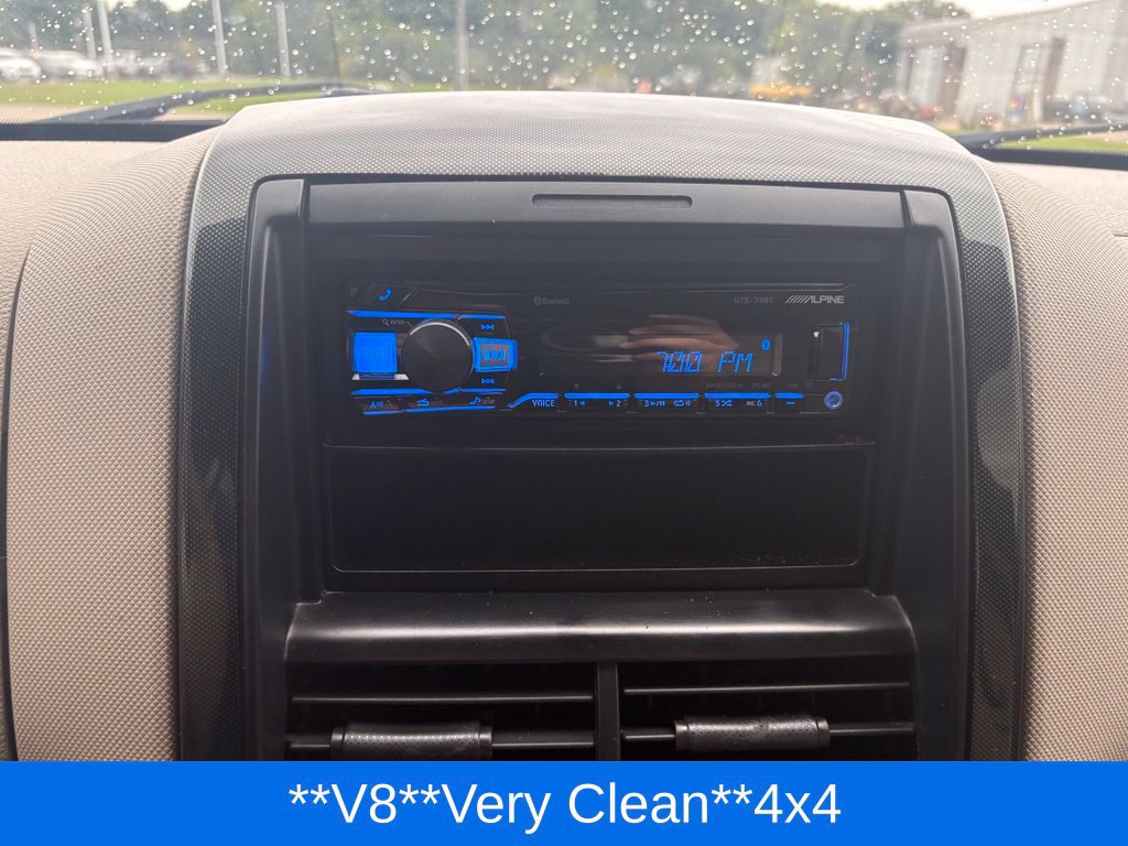 Used 2006 Ford Explorer XLT AWD/4WD image 25
