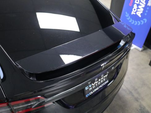 Used 2016 Tesla Model X 75D image 14