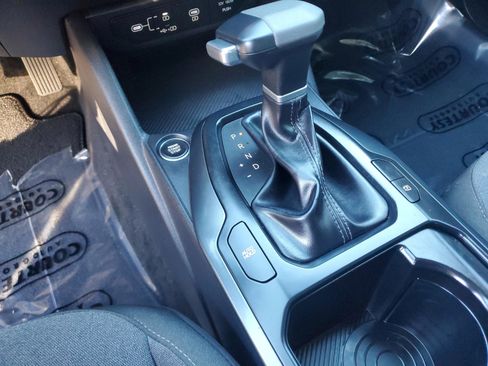 Used 2025 Kia K4 LXS image 25