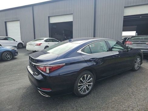 Used 2021 Lexus ES 350 w/ Premium Package image 3