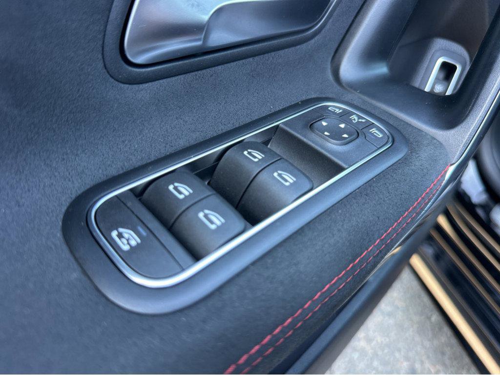 Used 2025 Mercedes-Benz CLA 35 AMG 4MATIC image 35