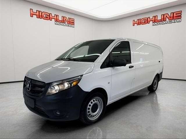 Used 2020 Mercedes-Benz Metris image 1