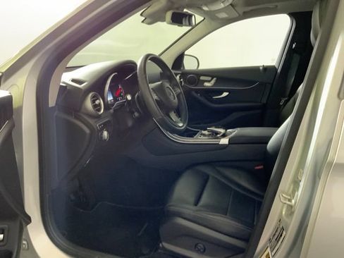 Used 2016 Mercedes-Benz GLC 300 4MATIC image 17