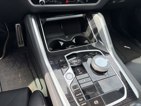 Used 2025 BMW X6 xDrive40i w/ Executive Package AWD/4WD image 8