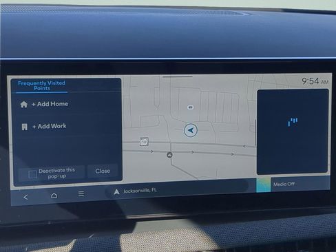 Certified 2025 Hyundai Santa Cruz Limited image 16