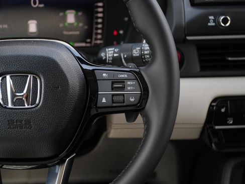 New 2026 Honda Pilot image 25