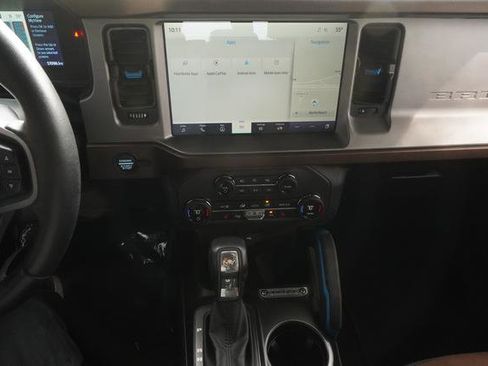 Used 2023 Ford Bronco Outer Banks AWD/4WD image 17