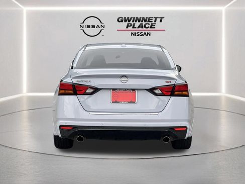 Certified 2023 Nissan Altima 2.5 SR FWD image 24