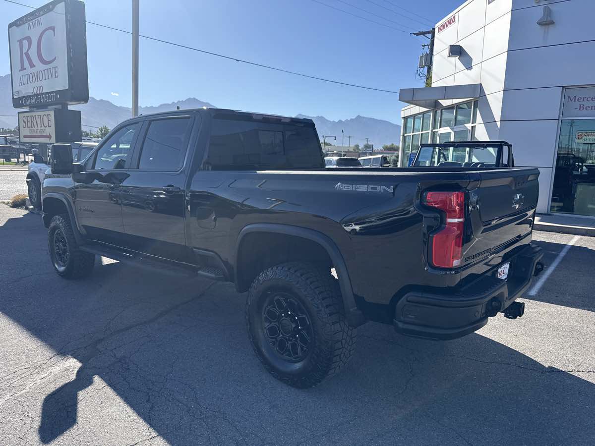 Used 2025 Chevrolet Silverado 2500 ZR2 w/ ZR2 Bison Edition AWD/4WD image 8